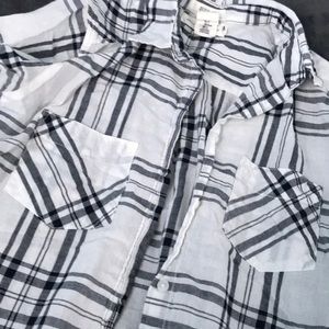 Plaid button up long sleeve